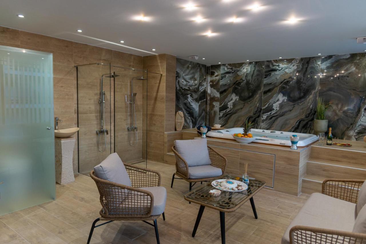 Agora Luxury Boutique Loutráki